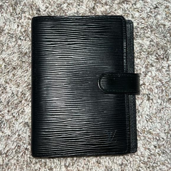 Louis Vuitton Small Black Epi Agenda Excellent Condition
